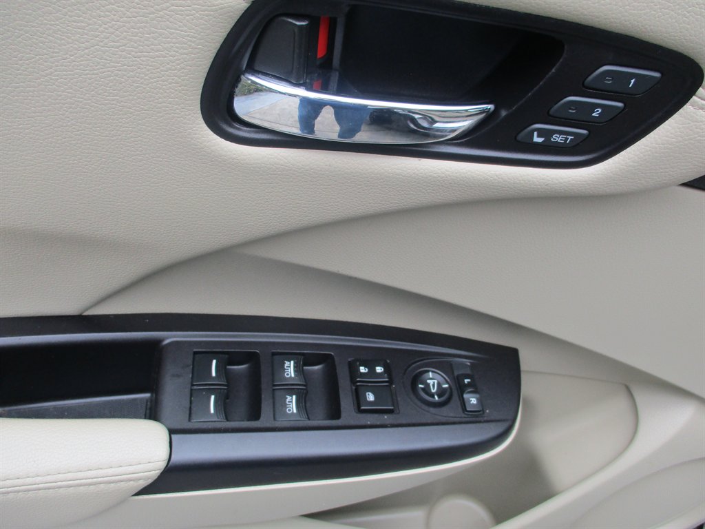 2015 Acura RDX Base photo 8