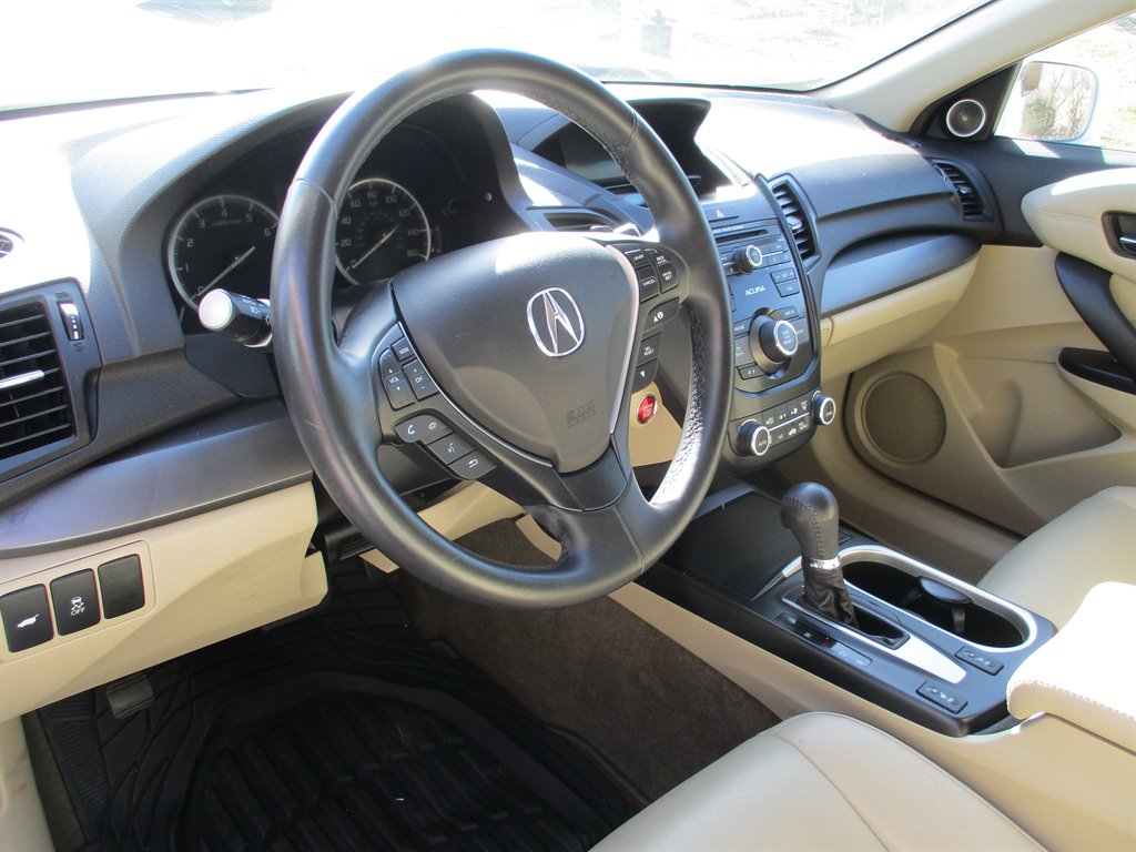 2016 Acura RDX Base photo 2