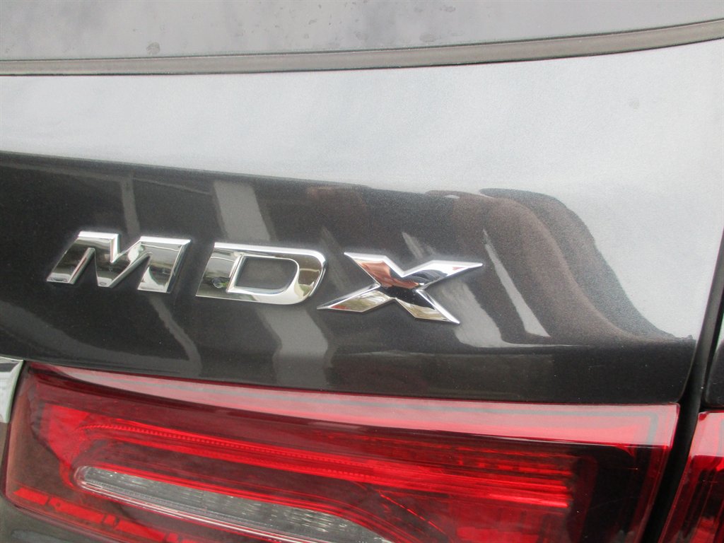 2016 Acura MDX SH-AWD Technology photo 16