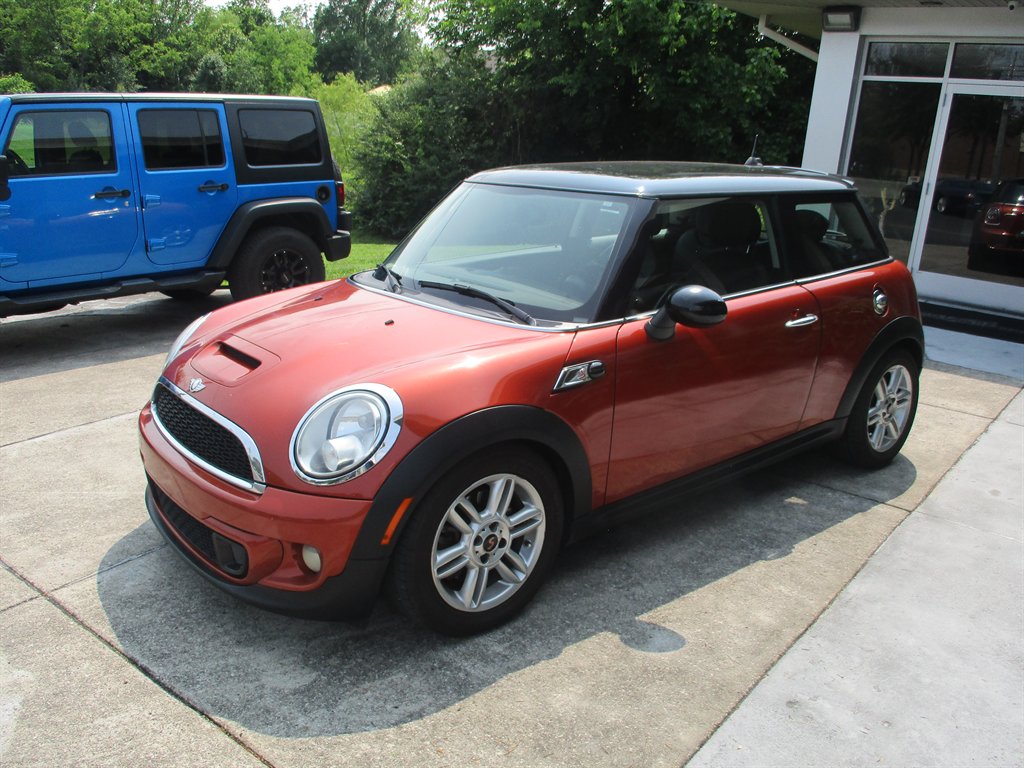 2013 Mini Cooper Hardtop S photo 4