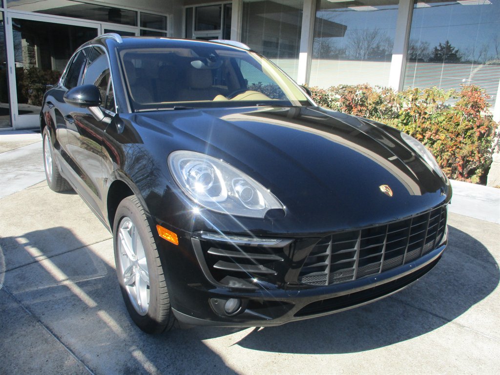 2015 Porsche Macan S