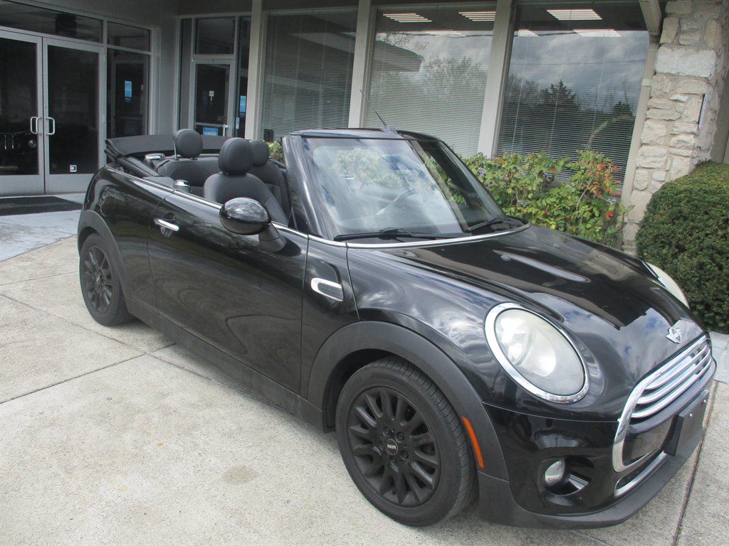 2017 MINI Cooper Base