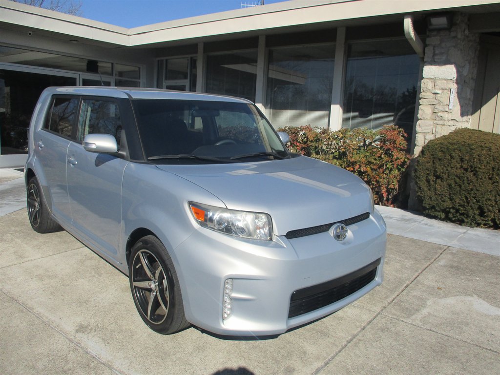 2013 Scion xB 10 Series