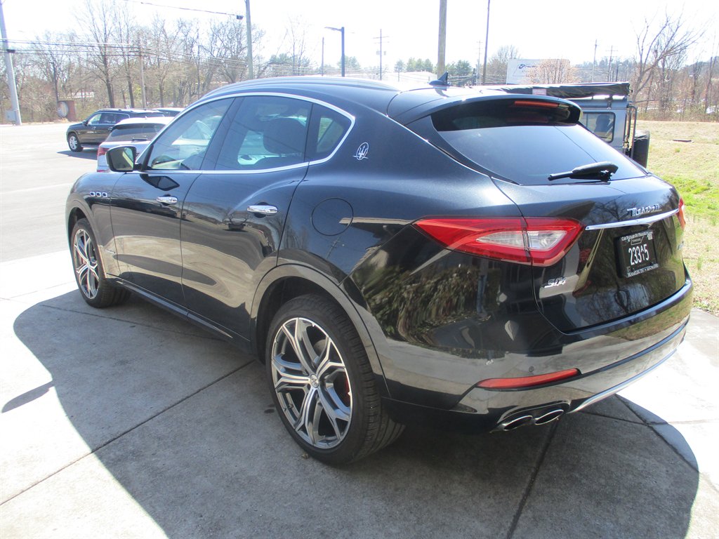 2019 Maserati Levante GranLusso photo 5