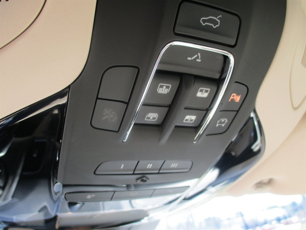 2019 Maserati Levante GranLusso photo 19